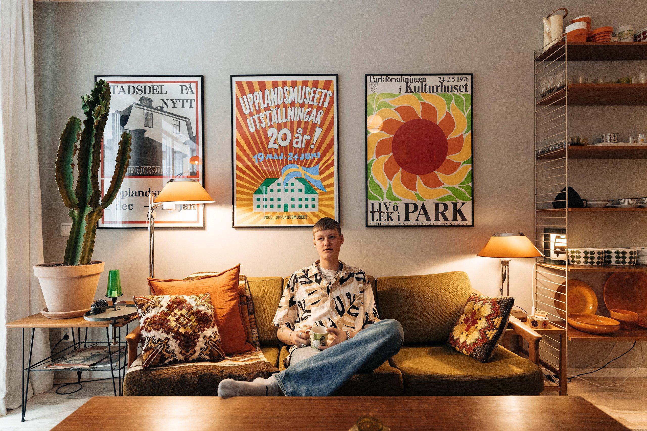 Leo Carlsson har fått till en unik heminredning med vintageprylar och loppisfynd från 1960- och 70-tal.