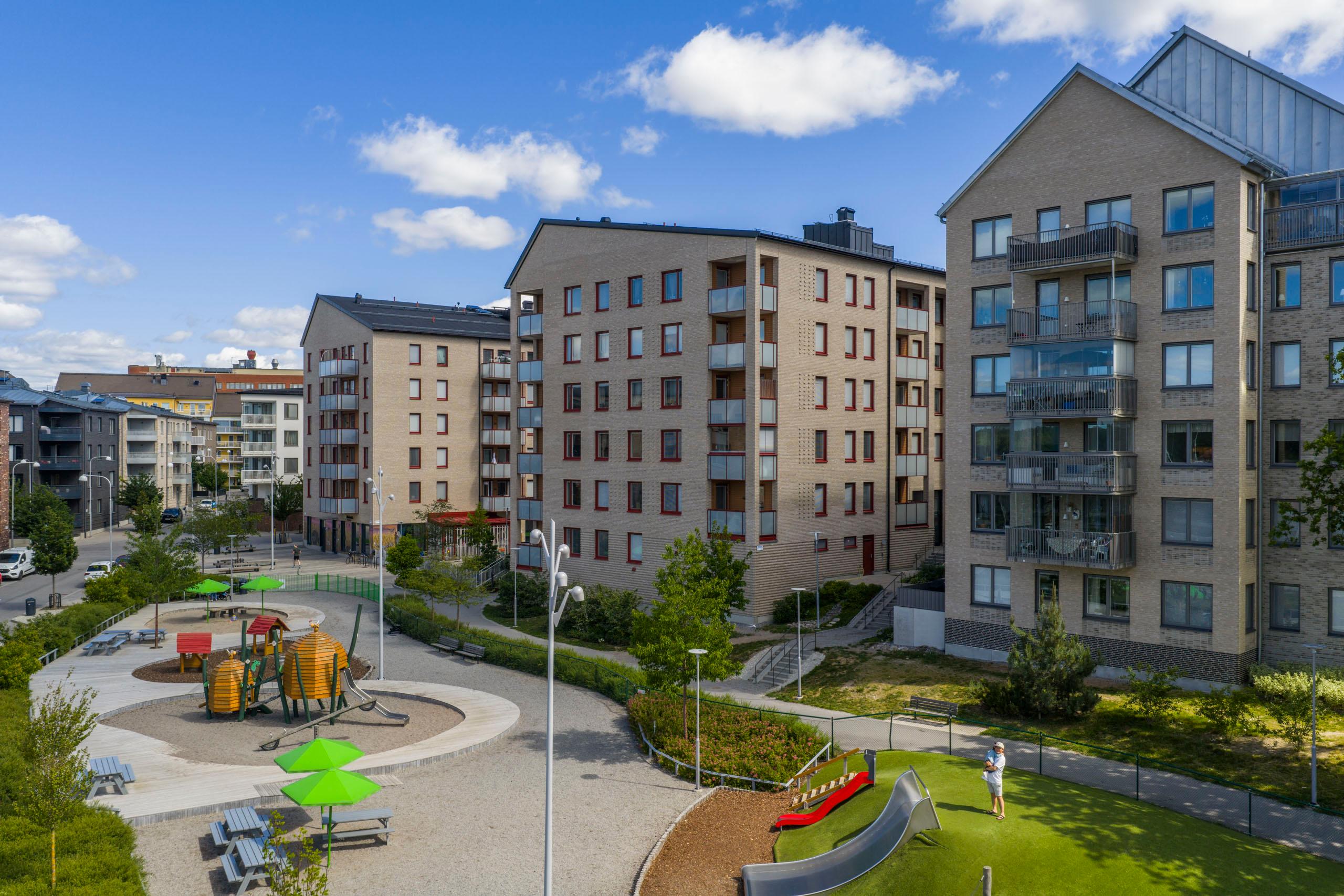I Söderdalen i Jakobsberg bygger vi moderna bostäder där vardagen får ta plats. 