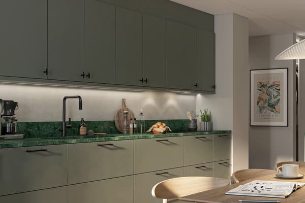 Visionsbild kök i Zenit. Val av kökslucka är ett tillval.