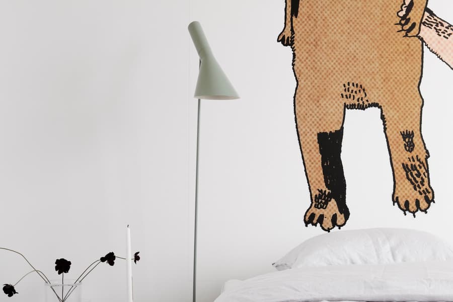 Målning i ett JM sovrum 