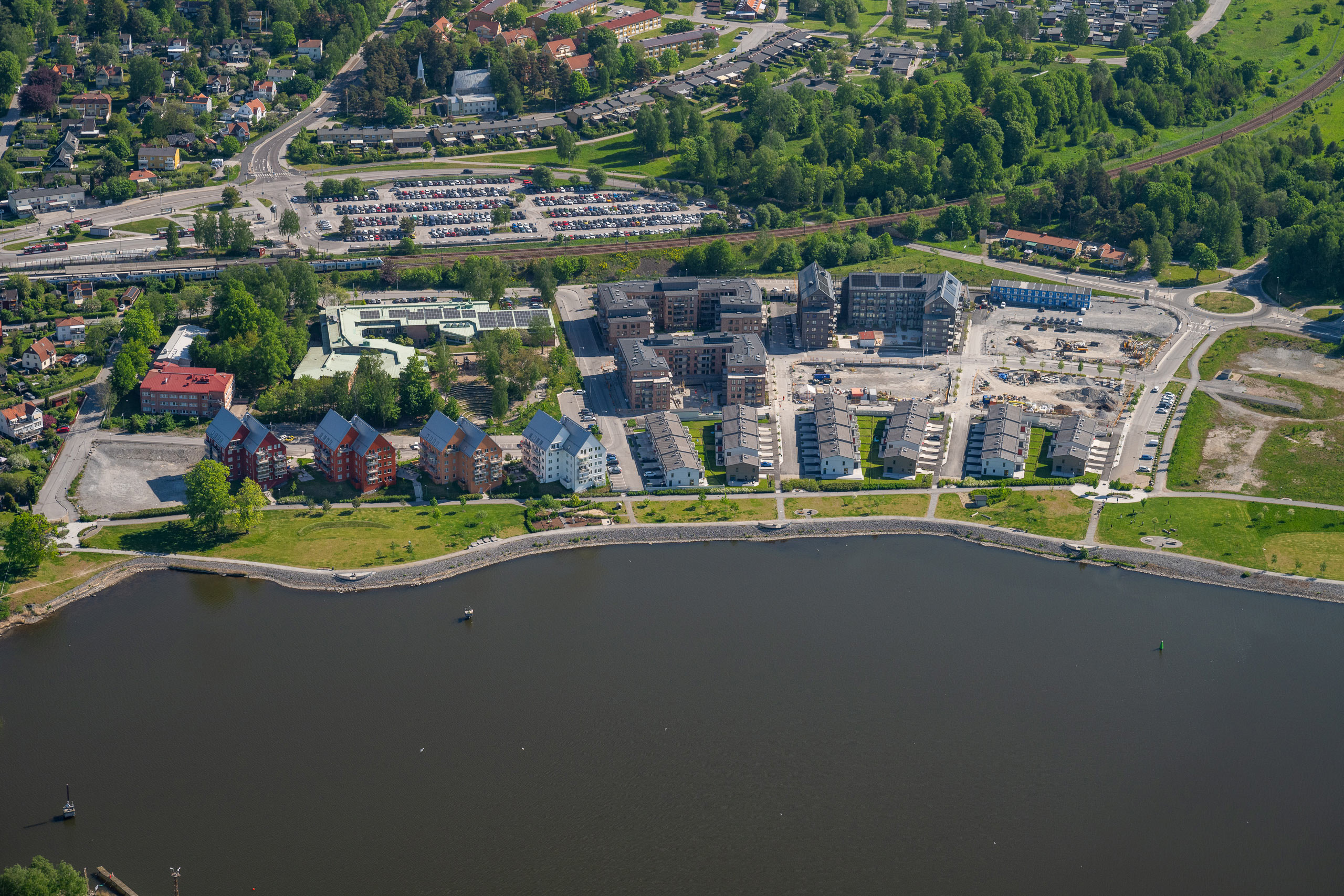 Flygbild över Igelstavik sommaren 2024.